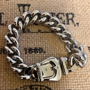 GUESS BUCKLE BRACELET